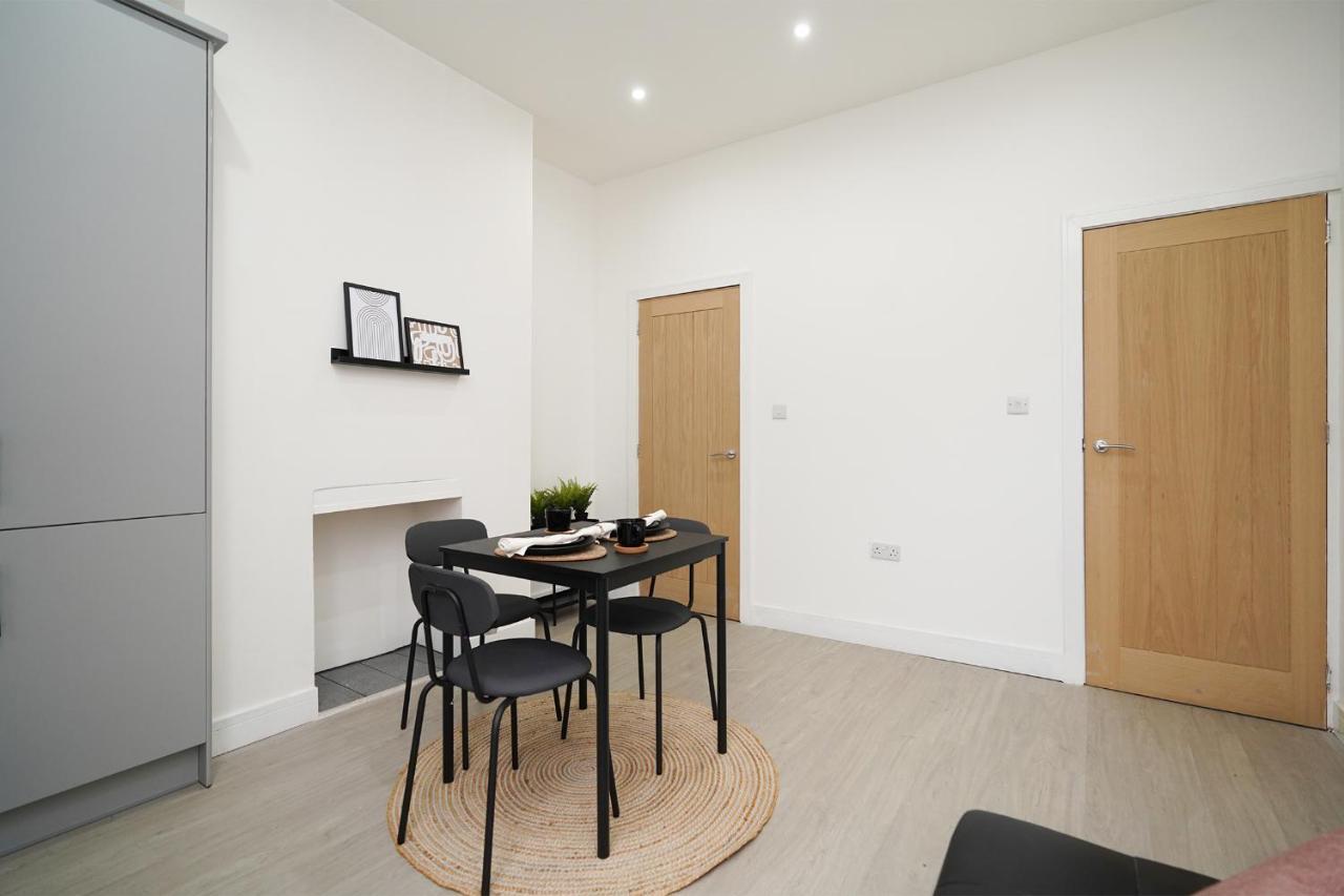 שפילד Charlotte House, Entire Private House, Close To City Centre, Wifi מראה חיצוני תמונה