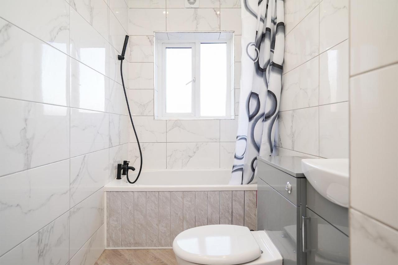 שפילד Charlotte House, Entire Private House, Close To City Centre, Wifi מראה חיצוני תמונה