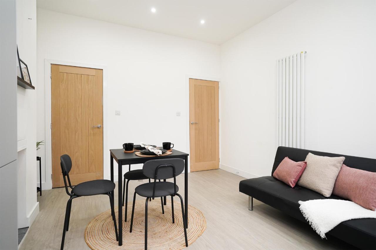 שפילד Charlotte House, Entire Private House, Close To City Centre, Wifi מראה חיצוני תמונה